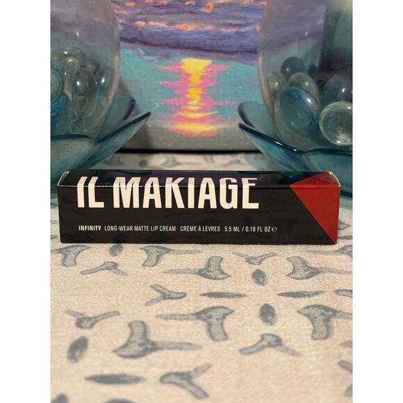 IL Makiage Infinity Long-Wear Matte Lip Cream in 405 Matte Gesha - Picture 1 of 6